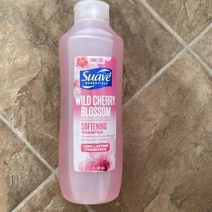 Family size SUAVE essentials SHAMPOO